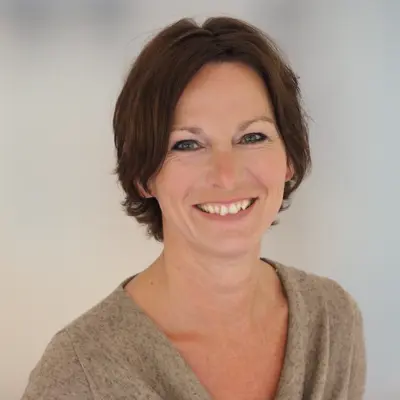 CLAUDIA CAVAZZOLI